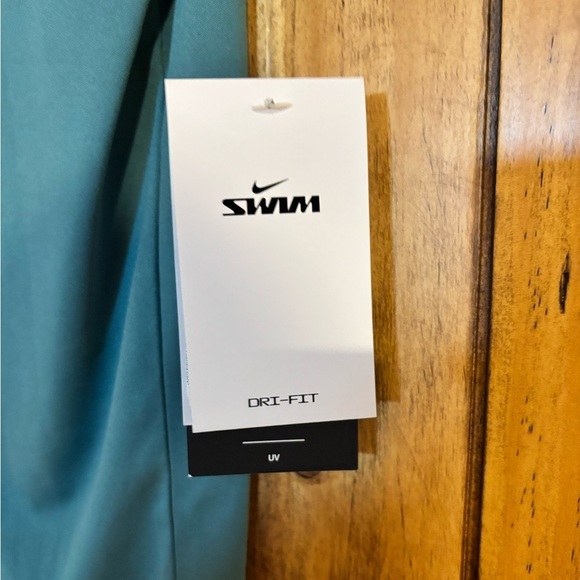 Nike Men’s Dri Fit Hydroguard Short Sleeve Swim T-shirt -Size Small - Picture 4 of 4